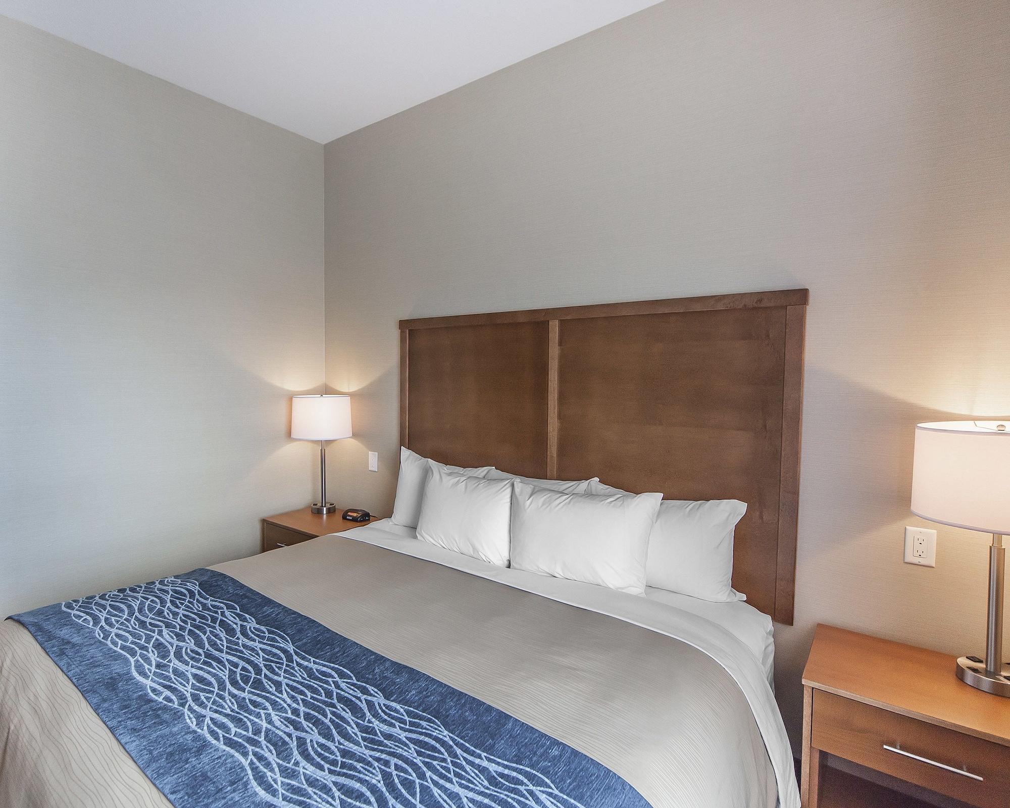 Comfort Inn & Suites Bonnyville Buitenkant foto