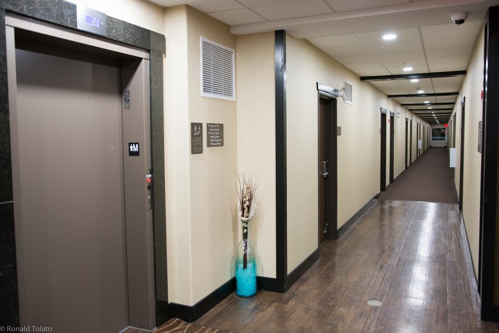 Comfort Inn & Suites Bonnyville Buitenkant foto