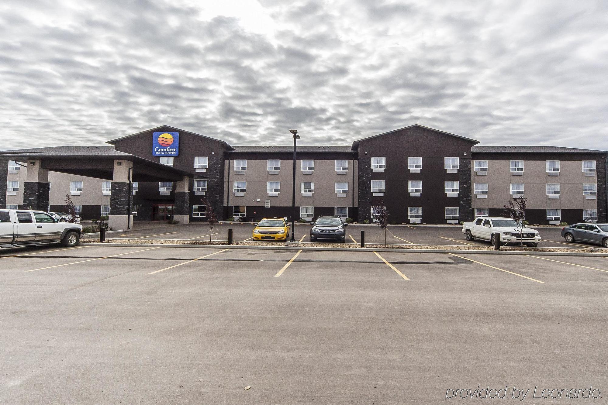 Comfort Inn & Suites Bonnyville Buitenkant foto