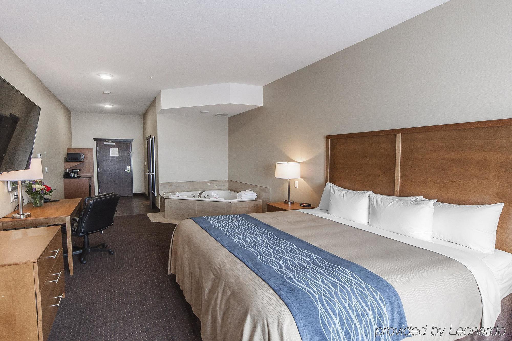 Comfort Inn & Suites Bonnyville Buitenkant foto