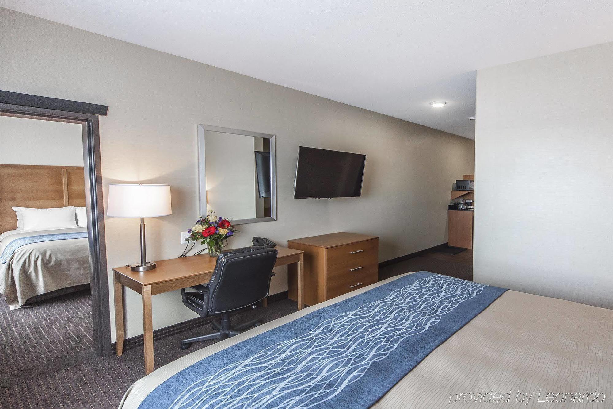 Comfort Inn & Suites Bonnyville Buitenkant foto