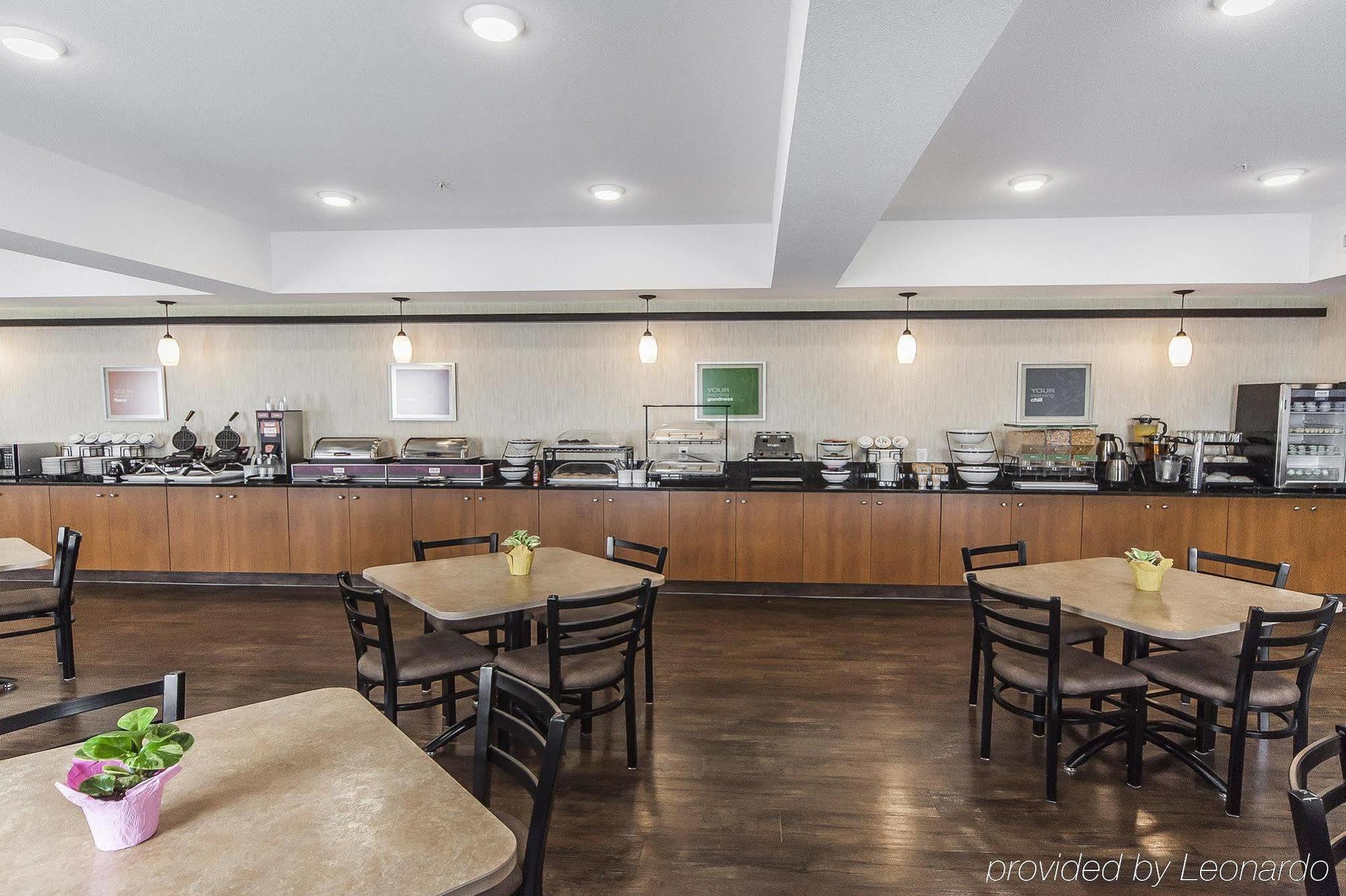 Comfort Inn & Suites Bonnyville Buitenkant foto